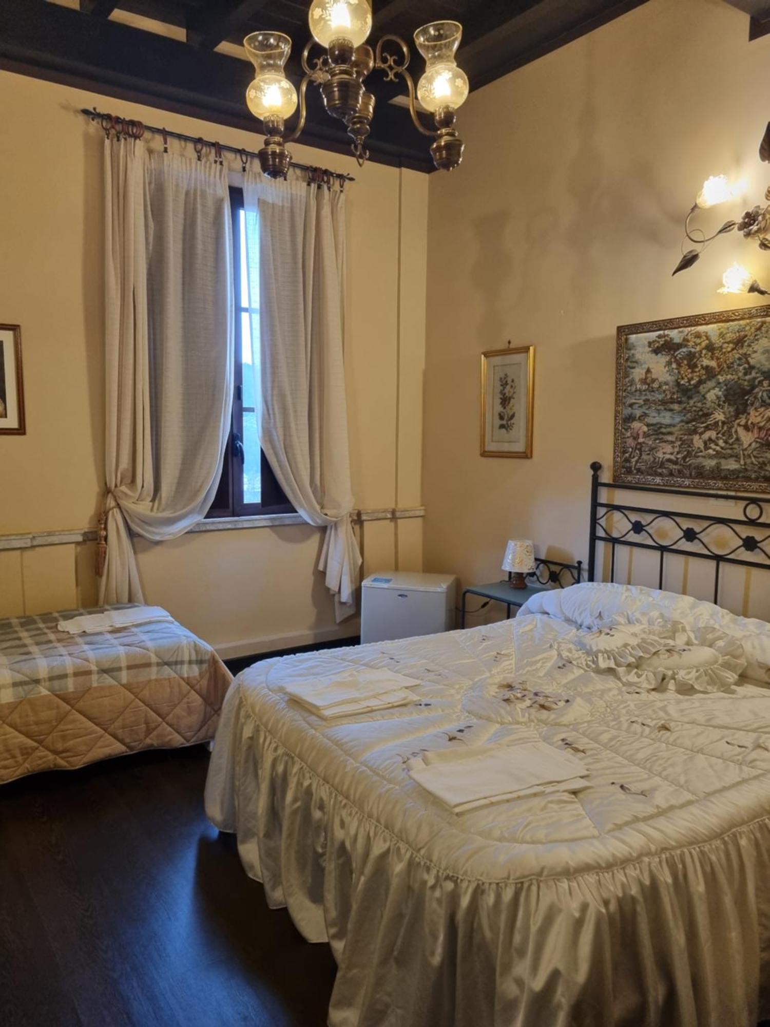 Bed and Breakfast Palazzo Moraschi Subiaco Exterior foto
