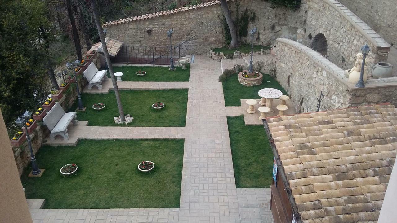 Bed and Breakfast Palazzo Moraschi Subiaco Exterior foto